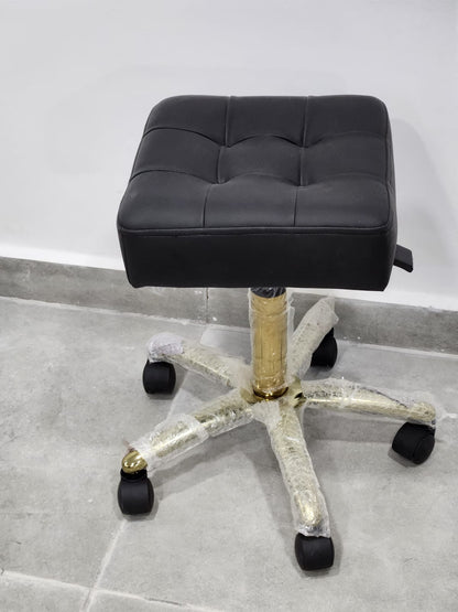 Tabouret Moderne et Pratique un siège élégant et fonctionnel pour votre maison ou votre espace de travail